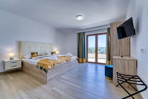 Villa Mare With Private Pool And Garden