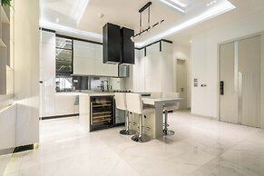 George Residence Bayberry