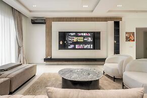 George Residence Bayberry