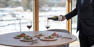 HOTEL LA VIGNE HAKUBA by Onko Chishin