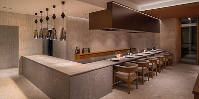 HOTEL LA VIGNE HAKUBA by Onko Chishin