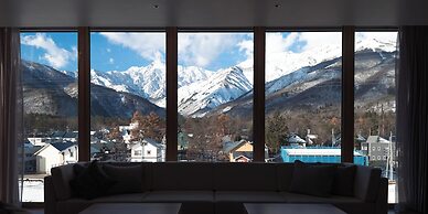 HOTEL LA VIGNE HAKUBA by Onko Chishin