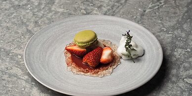 HOTEL LA VIGNE HAKUBA by Onko Chishin