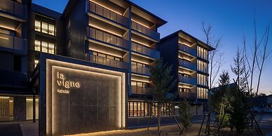 HOTEL LA VIGNE HAKUBA by Onko Chishin