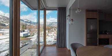 HOTEL LA VIGNE HAKUBA by Onko Chishin