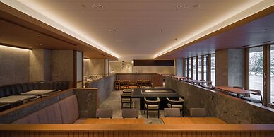 HOTEL LA VIGNE HAKUBA by Onko Chishin