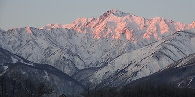 HOTEL LA VIGNE HAKUBA by Onko Chishin