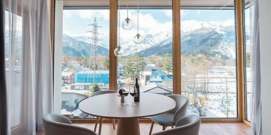 HOTEL LA VIGNE HAKUBA by Onko Chishin