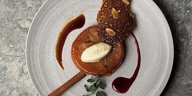 HOTEL LA VIGNE HAKUBA by Onko Chishin