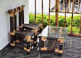 Falcon Jungle Resort