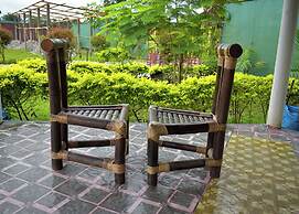 Falcon Jungle Resort