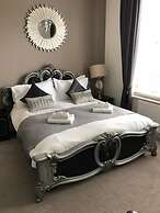 Washington house hotel