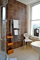 Washington house hotel