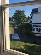 Washington house hotel