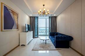 Isabelle Luxury inside Landmark 81 Tower