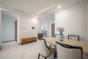 Isabelle Luxury inside Landmark 81 Tower