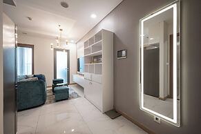 Isabelle Luxury inside Landmark 81 Tower