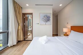 Isabelle Luxury inside Landmark 81 Tower