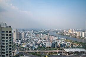 Isabelle Luxury inside Landmark 81 Tower