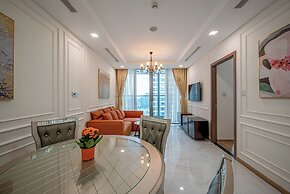 Isabelle Luxury inside Landmark 81 Tower