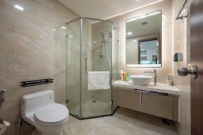 Isabelle Luxury inside Landmark 81 Tower