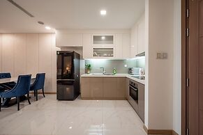 Isabelle Luxury inside Landmark 81 Tower