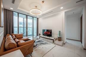 Isabelle Luxury inside Landmark 81 Tower