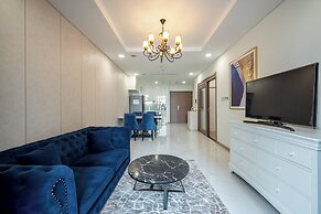 Isabelle Luxury inside Landmark 81 Tower