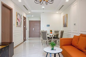 Isabelle Luxury inside Landmark 81 Tower