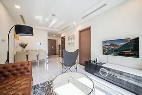 Isabelle Luxury inside Landmark 81 Tower