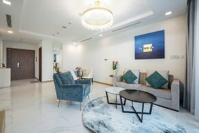 Isabelle Luxury inside Landmark 81 Tower