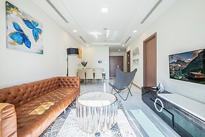 Isabelle Luxury inside Landmark 81 Tower