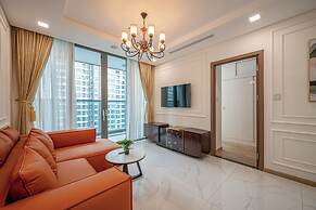 Isabelle Luxury inside Landmark 81 Tower