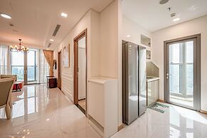 Isabelle Luxury inside Landmark 81 Tower