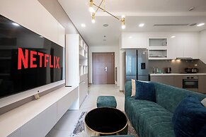 Isabelle Luxury inside Landmark 81 Tower