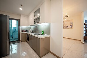 Isabelle Luxury inside Landmark 81 Tower