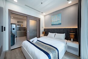 Isabelle Luxury inside Landmark 81 Tower