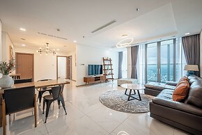 Isabelle Luxury inside Landmark 81 Tower