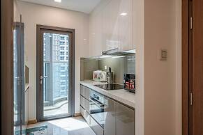 Isabelle Luxury inside Landmark 81 Tower