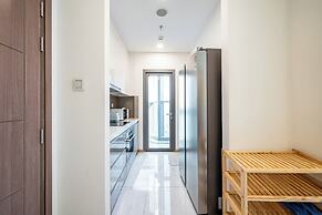 Isabelle Luxury inside Landmark 81 Tower