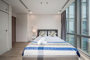 Isabelle Luxury inside Landmark 81 Tower