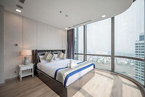 Isabelle Luxury inside Landmark 81 Tower
