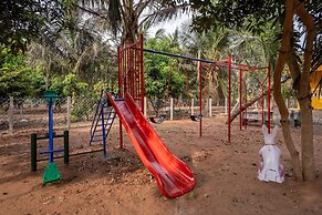 Teak Leaf Gateway Resort