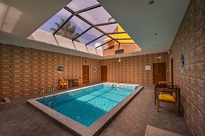 Teak Leaf Gateway Resort