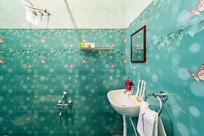 Teak Leaf Gateway Resort