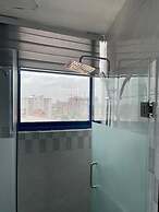 Luxurious 1 Bedroom Apartment with  Pool