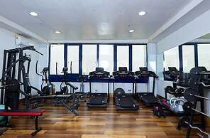 Luxurious 1 Bedroom Apartment with  Pool