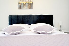 One Bedroom Apartment Venilia Ground