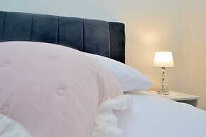 Lovely 1-bedroom Apartment Venilia Rudin