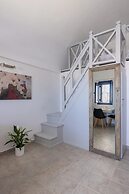 Panoramic Argyro's IO House with Jacuzzi